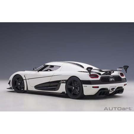 1/18 Koenigsegg Agera RS