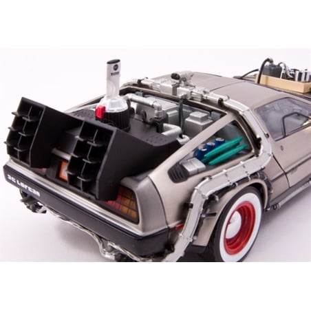 Sunstar 1/18 De Lorean Back  To The Future Time Machine Part III