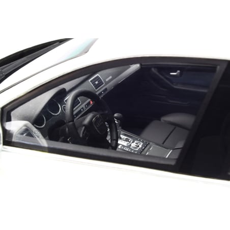 Otto Mobile 1/18 Audi S8 (D3) V10 2008