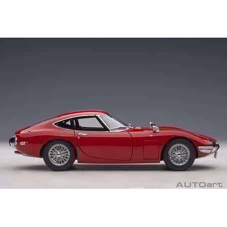 Autoart 1/18 Toyota 2000GT (with metal wire spoke wheels)