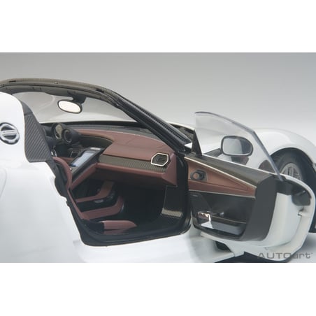 1:18 Porsche 918 Spyder (AUTOart)