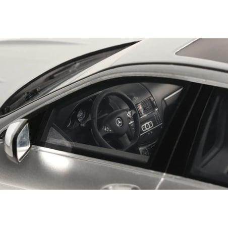 GT Spirit 1/18 Mercedes Benz C63 AMG 2008