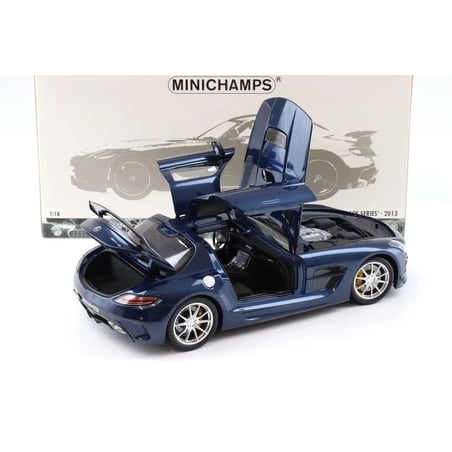 Minichamps 1/18 Mercedes Benz SLS Coupe 6.3 AMG Black Series 2013