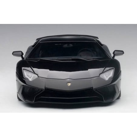 AUTOart 1/18 Lamborghini Aventador LP 750-4 SV