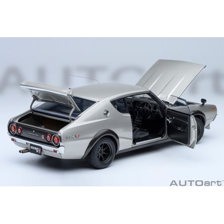Autoart 1/18 Nissan Skyline 2000 GT-R (KPGC110) Tuned version 1973 with RS Watanabe wheel