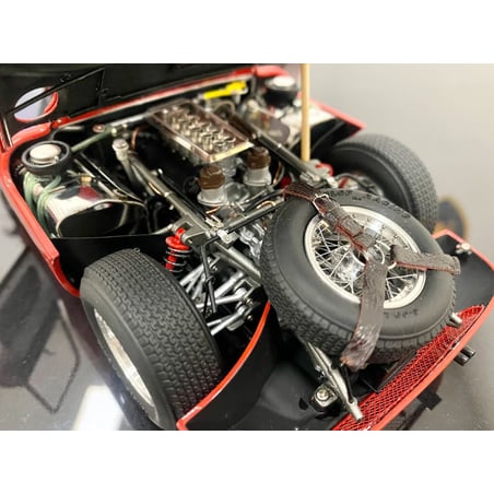 CMC 1/18 Ferrari 250 LM No.7 chassis. No.5895 Winner 12hrs Reims 1964, Graham Hill / Joachim Bonnier