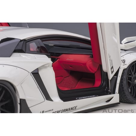 Autoart 1/18 Lamborghini Aventador Liberty Walk LB-Works Limited Edition