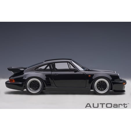 Autoart 1/18 Porsche 911 (930) Turbo Wangan Midnight “Blackbird”