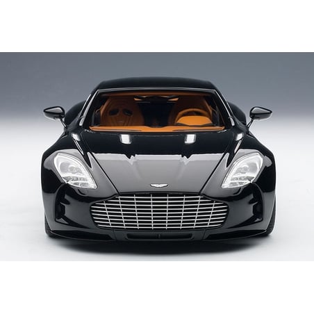 1:18 Aston Martin One -77 (AUTOart)