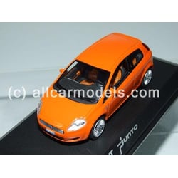 1:43 Fiat Grande Punto (Norev)