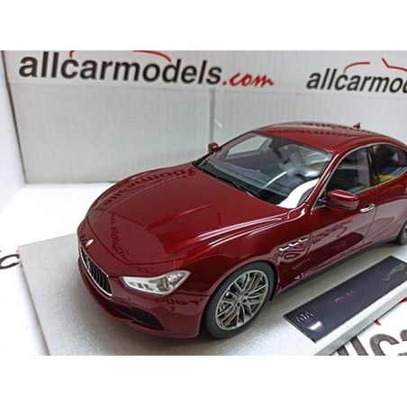 1/18 Maserati Ghibli 2013