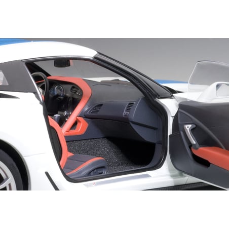 Autoart 1/18 Chevrolet Corvette C7 Grand Sport