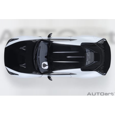 Autoart 1/18 Nissan GT-R50 by Italdesign 2020