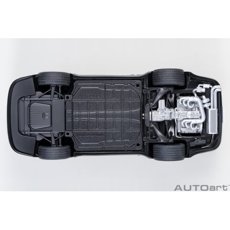 Autoart 1/18 Porsche 911 (930) Turbo Wangan Midnight “Blackbird”