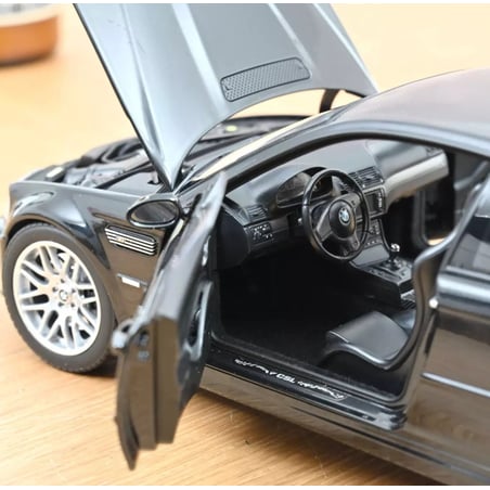 Norev 1/18 BMW M3 CSL (E46) COUPE 2003