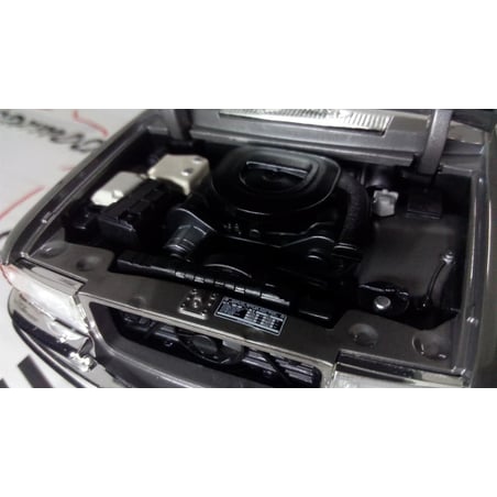 Norev Dealer Pack 1/18 Mercedes Benz 450 SEL 6.9 (1976-1980)