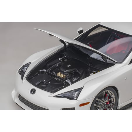 Autoart 1/18 Lexus LFA 2012
