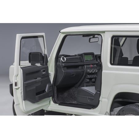 Autoart 1/18 Suzuki Jimny (JB64)