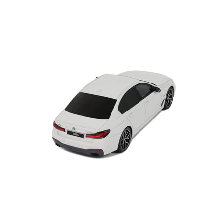 GT Spirit 1/18 BMW 545E X DRIVE SALOON M SPORT 2023