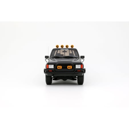 Otto Mobile 1/18 Toyota Hilux SR5 "Marty McFly's Back from the Future" 1985
