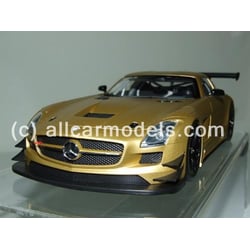 Minichamps 1/18 Mercedes Benz SLS AMG GT3 Street 2011