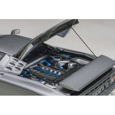 Autoart 1/18 Bugatti EB110 SS