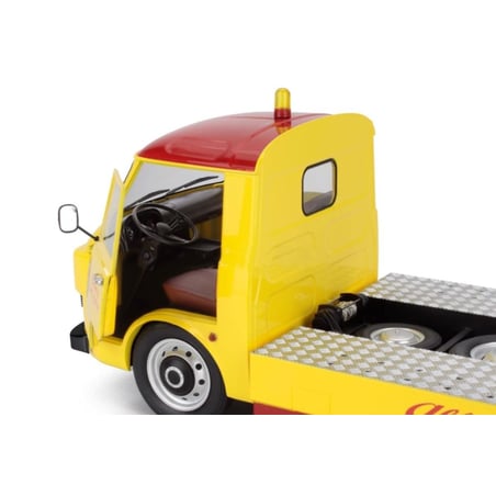 MITICA 1/18 Alfa Romeo A12(F12) Tow Truck Sport Client Assistance 1967