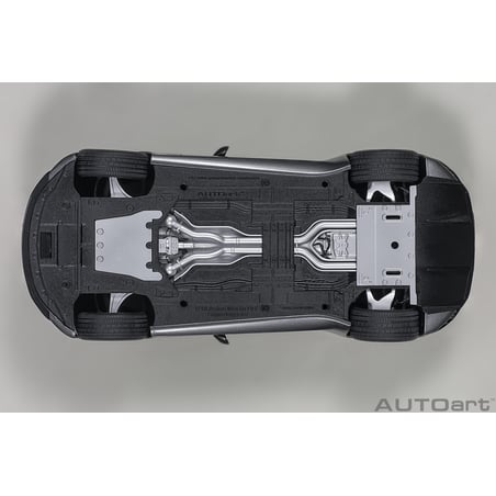 Autoart 1/18 Aston Martin DBS Superleggera