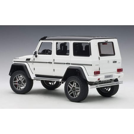 1:18 Mercedes Benz G500 4×4²  (AUTOart)