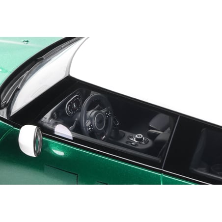 Otto 1/18 Mini Cooper F56 JCW 2021