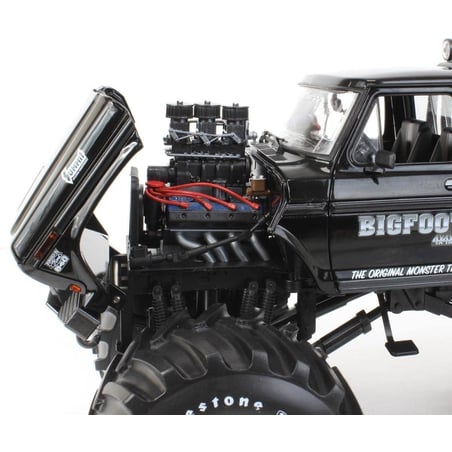 Greenlight 1/18 Ford F-250 BIGFOOT Monster Truck with 66 inch tires 1974