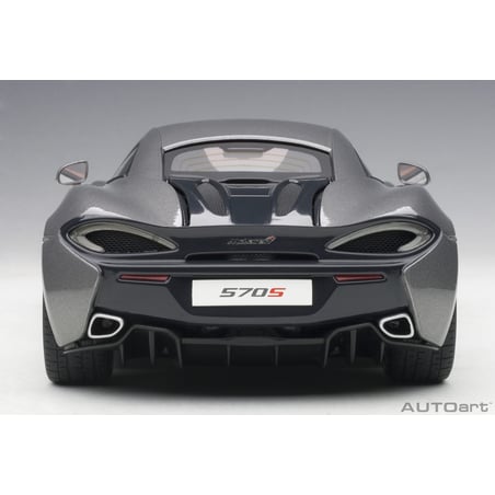 AutoArt  1/18 McLaren 570S