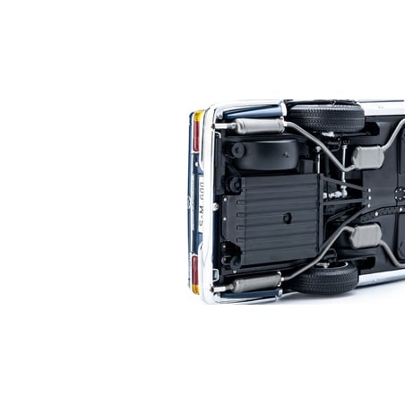 CMC 1/18 Mercedes-Benz 600 Pullman (W100) Landaulet with functional softtop