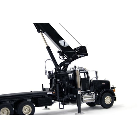 TWH 1/50 National Crane Boom 1300H on Peterbilt 357 Truck Chassis, 2007 Manitowoc Crane Group