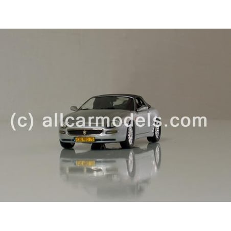 IXO 1/43 Maserati Spyder Cambiocorsa 2003