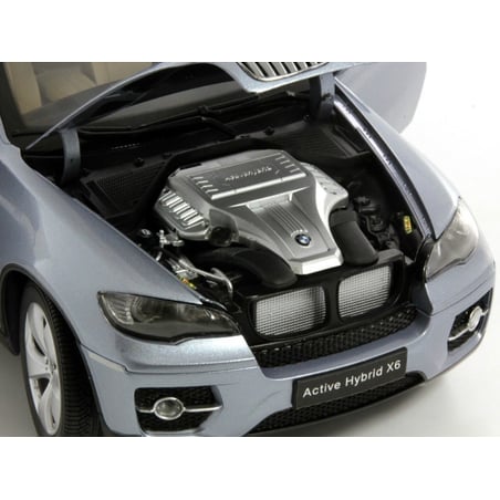 Kyosho 1/18 BMW ActiveHybrid X6