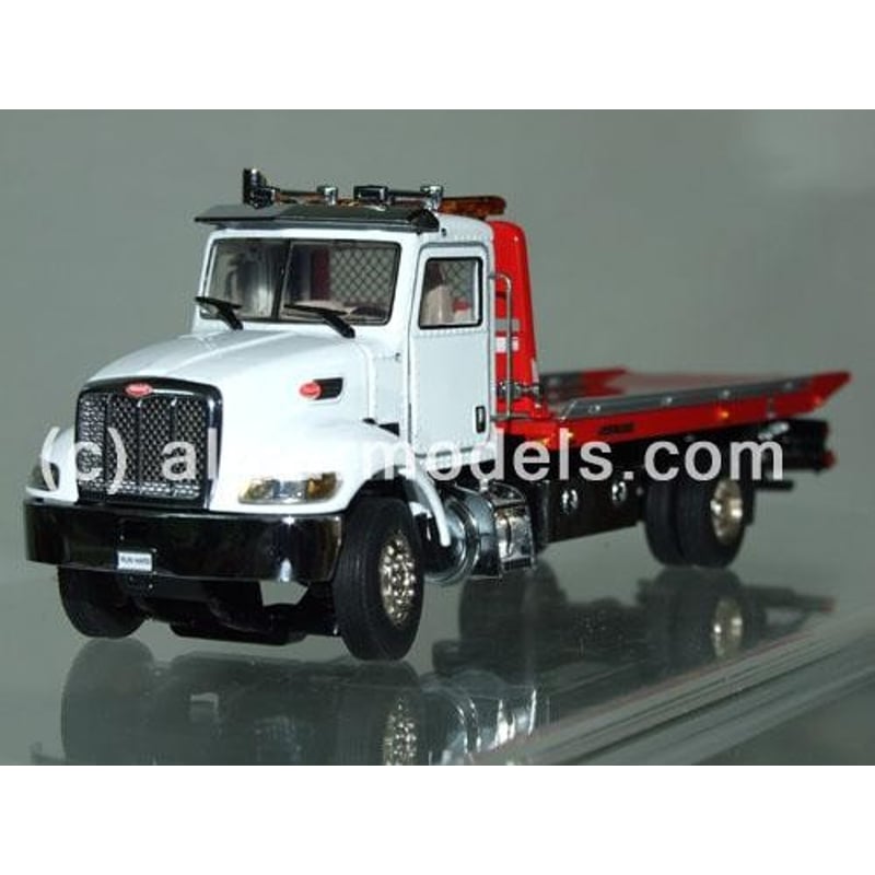 TWH Collectibles1/50 Jerr-Dan® Steel Shark 5 Ton Carrier on Peterbilt Model 335 Chassis