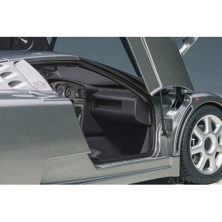 Autoart 1/18 Bugatti EB110 SS