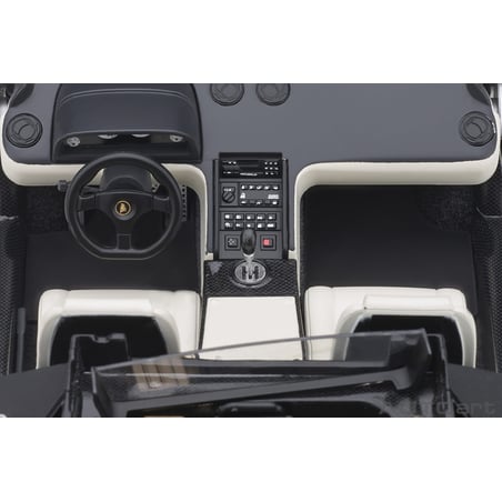 Autoart 1/18 Lamborghini Diablo SE 30th Anniversary Edition 1993