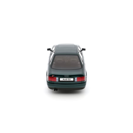 Otto Mobile 1/18 Audi S2 Sedan 1993