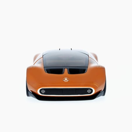 NZG Mercedes Benz Dealer Edition 1/18 Mercedes Vision One Eleven 2023 with figurine of Chief Designer Gorden Wagener