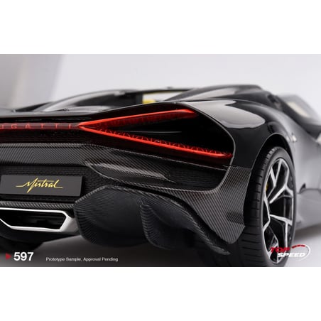 True Scale Model 1/18 Bugatti W16 Mistral 2023