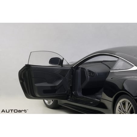 Autoart 1/18 Aston Martin Vanquish