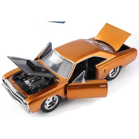 1:24 Dom's Plymouth Road Runner