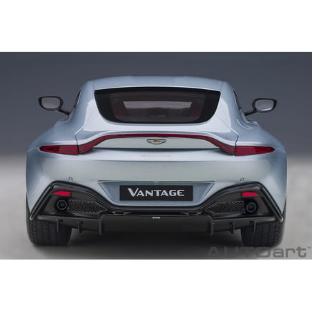 1/18 Aston Martin Vantage 2019