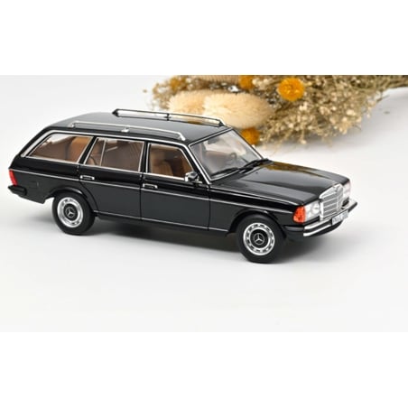 Norev 1/18 Mercedes Benz 200 T 1982