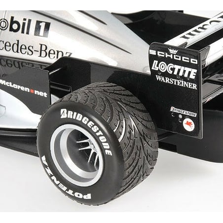 Minichamps 1/18 McLaren Mercedes MP4-98T Double Seater Mika Hakkinen & Erja Hakkinen Lapland 17 April 2000