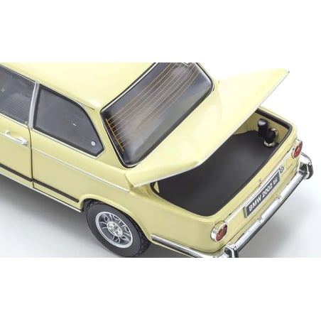 Kyosho 1/18 BMW 2002 Tii 1972