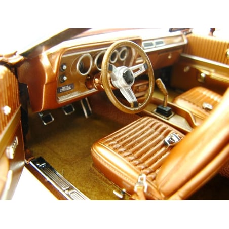 1/18 Dodge Super Bee 1971