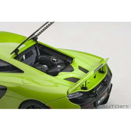 Autoart 1/18 McLaren 675 LT
